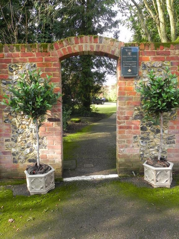 Badgemore Park Henley-on-Thames Bagian luar foto